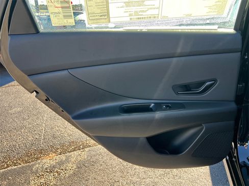 New 2026 Hyundai Elantra Sport image 21