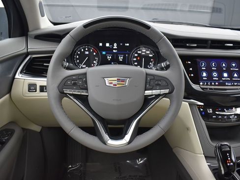New 2025 Cadillac XT6 Premium Luxury w/ Technology Package image 13