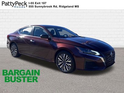 Used 2024 Nissan Altima 2.5 SV