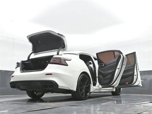 Used 2023 Nissan Maxima SR w/ Sport Mat Group image 54