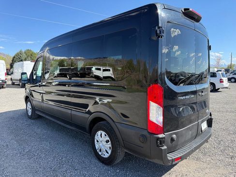 Used 2019 Ford Transit 350 XLT image 5