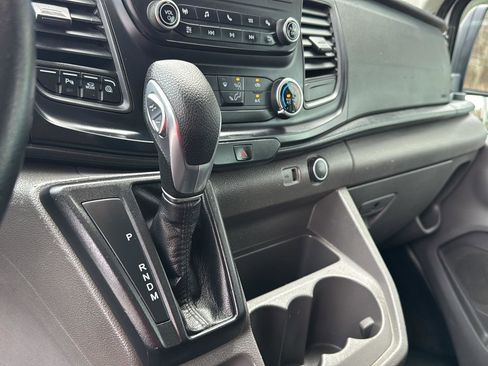 Used 2021 Ford Transit 350 XLT image 21