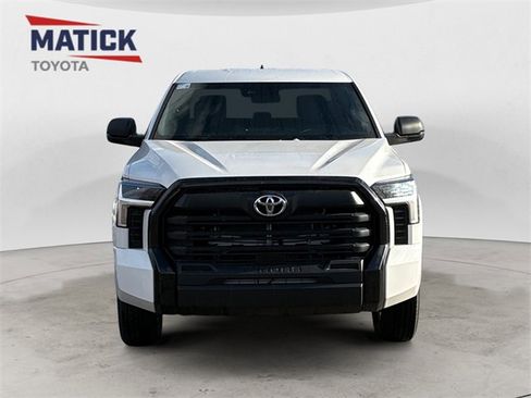 New 2026 Toyota Tundra SR image 2
