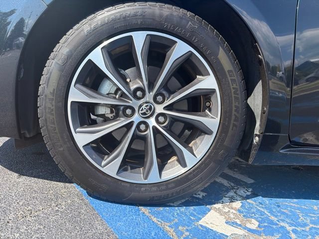 Used 2016 Toyota Avalon XLE Premium FWD image 11