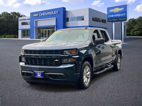 Certified 2021 Chevrolet Silverado 1500 Custom AWD/4WD image 2