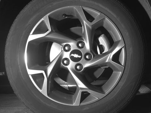 Used 2025 Chevrolet Trax LT FWD image 13