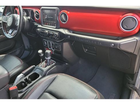 Used 2019 Jeep Wrangler Unlimited Rubicon AWD/4WD image 40