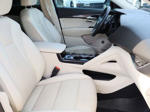 Used 2022 Buick Envision Essence w/ Technology Package I image 27