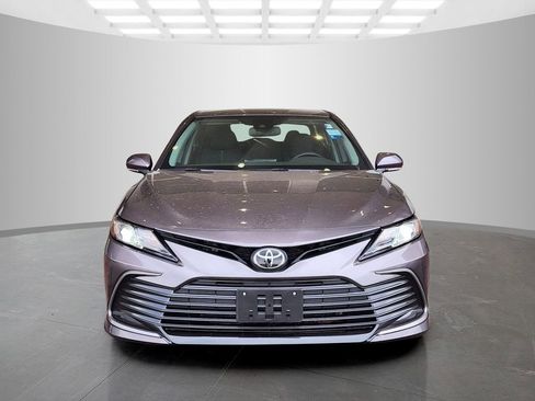 Used 2023 Toyota Camry LE w/ Convenience Package image 2