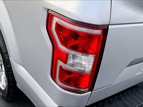 Used 2019 Ford F150 XLT image 33