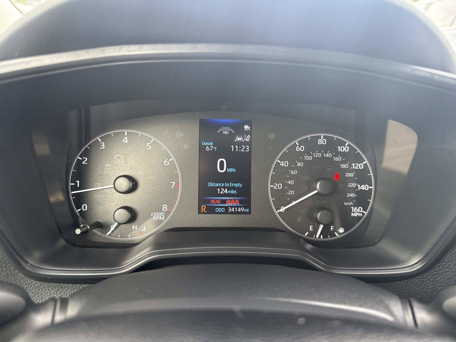 Used 2024 Toyota Corolla LE FWD image 31