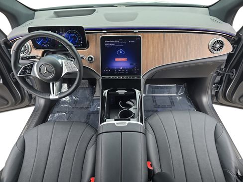 Certified 2023 Mercedes-Benz EQE 500 4MATIC SUV image 9