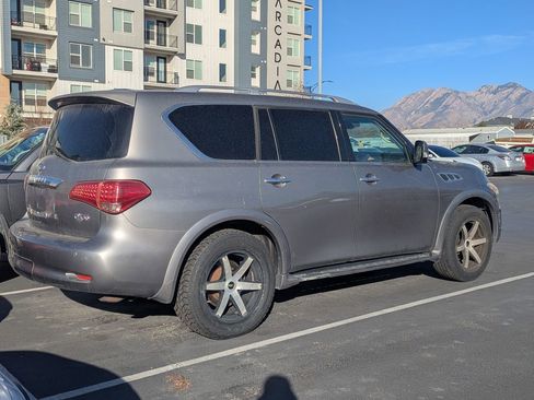 Used 2012 INFINITI QX56 4WD w/ Theater Pkg image 4