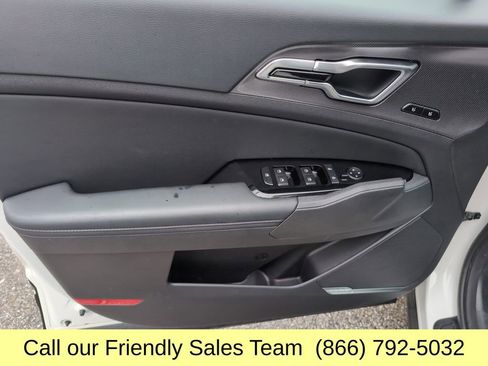 Used 2025 Kia Sportage SX Prestige AWD/4WD image 12