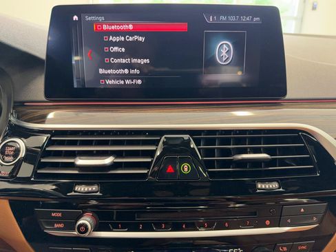 Used 2019 BMW 530i w/ Premium Package RWD image 39