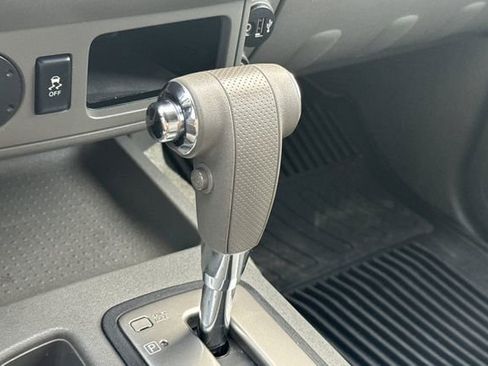 Used 2017 Nissan Frontier SV image 21