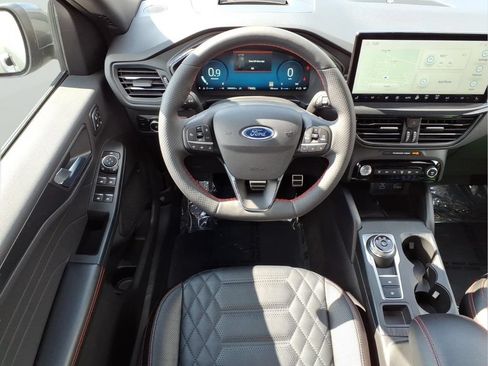 Used 2023 Ford Escape ST-Line Elite w/ Premium Technology Package AWD/4WD image 13