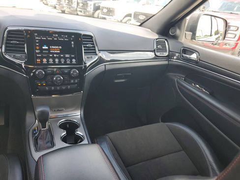 Used 2021 Jeep Grand Cherokee Trailhawk image 20