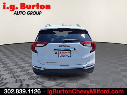Certified 2023 GMC Terrain SLT FWD image 5