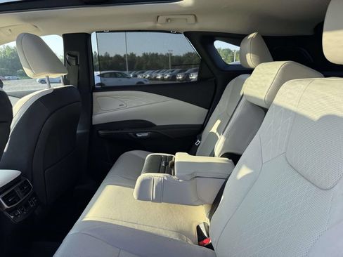 Used 2023 Lexus RX 350 AWD w/ Accessory Package image 18