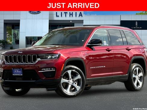 Used 2023 Jeep Grand Cherokee 4WD 4xe w/ Luxury Tech Group II image 1