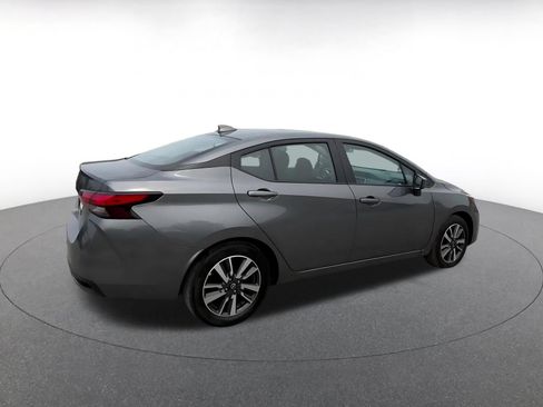 Used 2025 Nissan Versa SV FWD image 15