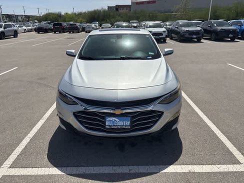 Used 2022 Chevrolet Malibu LT image 8