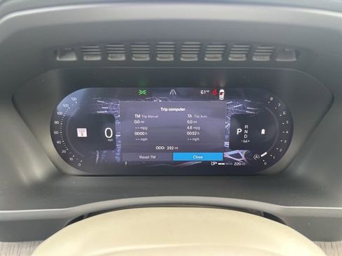 New 2026 Volvo XC90 B6 Ultra w/ Protection Package image 16