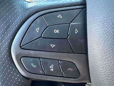 Used 2025 Dodge Durango GT AWD/4WD image 21