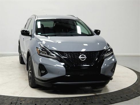 Used 2023 Nissan Murano SV w/ SV Midnight Edition Package image 2