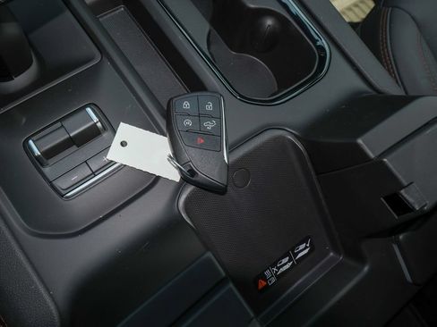 New 2026 GMC Sierra 1500 AT4 w/ AT4 Premium Package AWD/4WD image 23