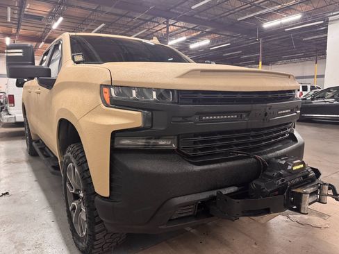 Used 2019 Chevrolet Silverado 1500 LT w/ Texas Edition RWD image 5