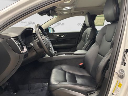 Used 2024 Volvo S60 B5 Core FWD image 9