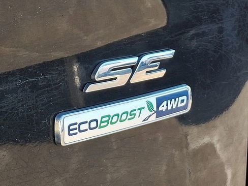 Used 2015 Ford Escape SE image 31