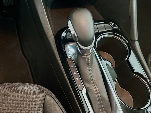 Used 2025 Buick Encore GX Preferred image 25