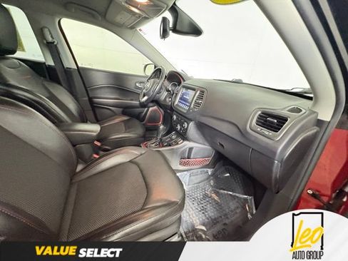 Used 2020 Jeep Compass Trailhawk AWD/4WD image 8