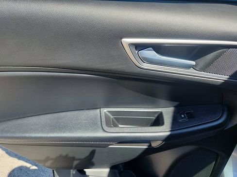 Used 2022 Ford Edge SEL w/ Convenience Package AWD/4WD image 29