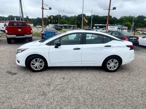 Used 2023 Nissan Versa S FWD image 13