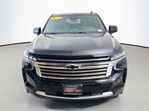 Used 2024 Chevrolet Tahoe High Country w/ Premium Package image 2