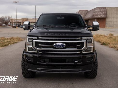 Used 2022 Ford F350 Platinum image 3