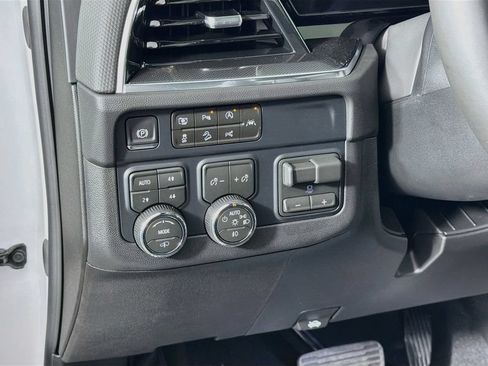 New 2026 Chevrolet Tahoe RST w/ RST Capability Package AWD/4WD image 10