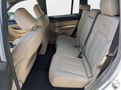 New 2025 Jeep Grand Cherokee Limited image 20