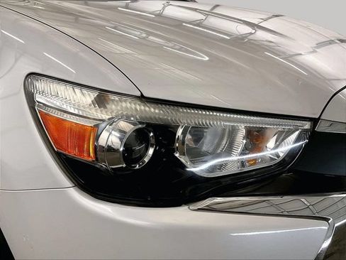 Used 2017 Mitsubishi Outlander Sport LE FWD image 27