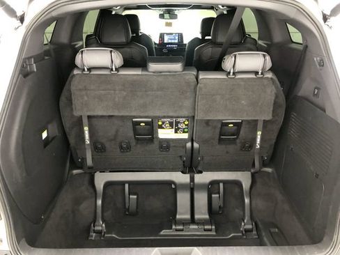 Used 2022 Toyota Sienna XSE w/ XSE Plus Package AWD/4WD image 26
