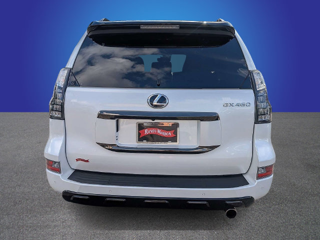Used 2023 Lexus GX 460 w/ Black Line Special Edition AWD/4WD image 4