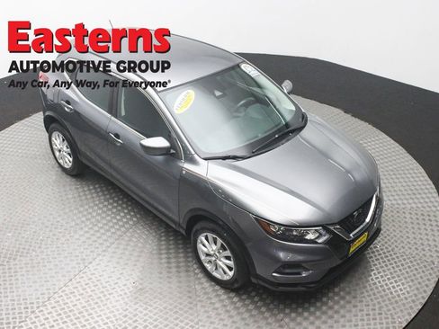 Used 2021 Nissan Rogue Sport S AWD/4WD image 3