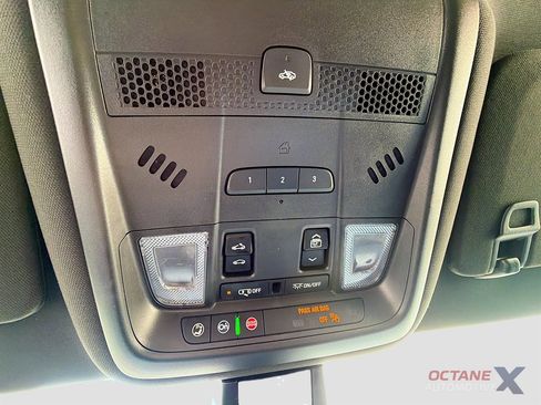 Used 2024 Cadillac XT6 Sport image 39