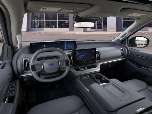 New 2026 Ford Expedition Active AWD/4WD image 9