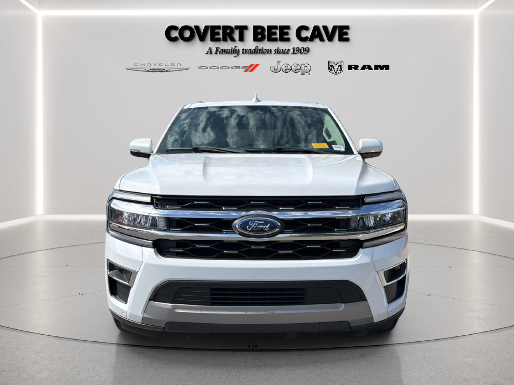 Used 2024 Ford Expedition Limited RWD image 2