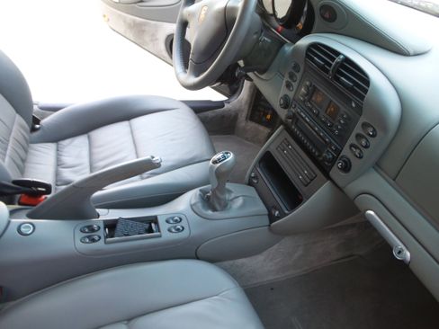 Used 2005 Porsche 911 Cabriolet image 79